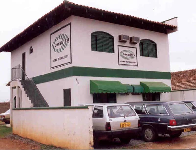 Primeira sede própria da Consistem, em 1988